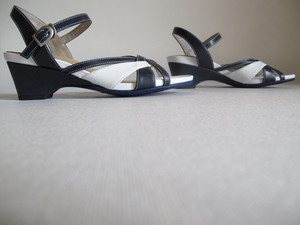 photo1